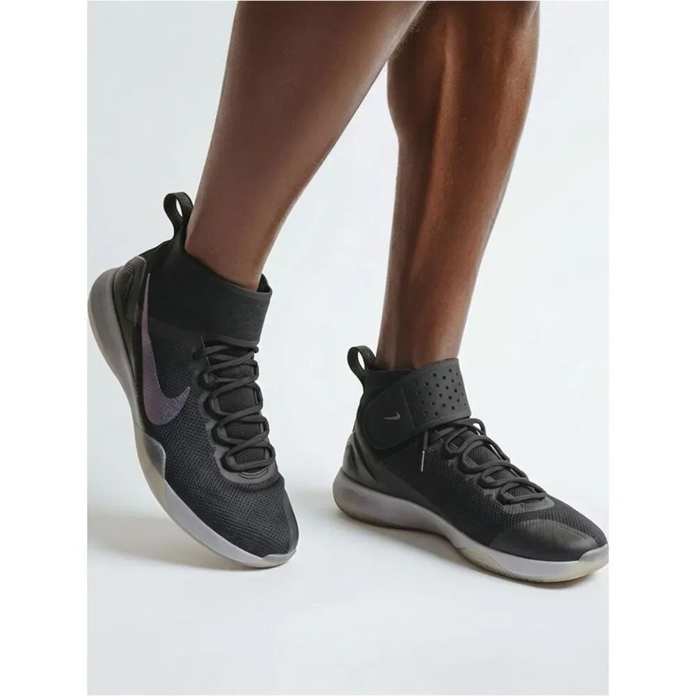 NIKE | Women’s Air Zoom Strong Black & Metallic Purple 9